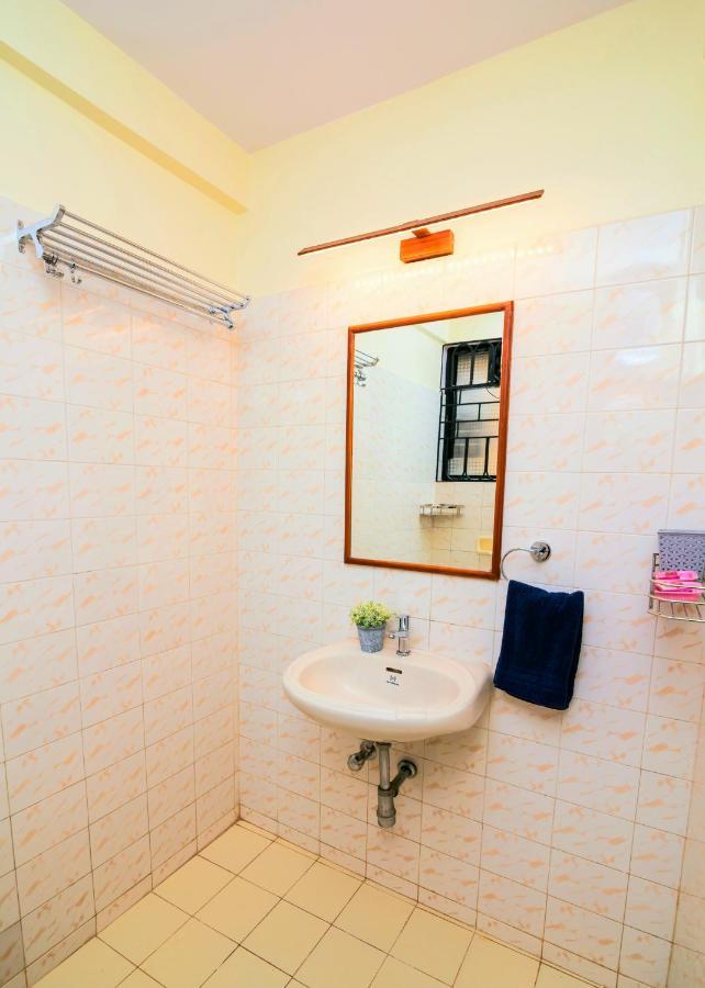 'Golden Sea Pearl' 1 Bhk Beach Apartment Бенаулим Экстерьер фото